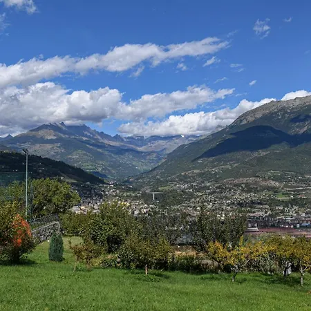 - Charvensod Lägenhet Aosta